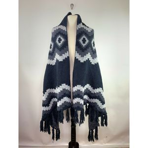 Barefoot Dreams Cozychic Mosaic Blue Woman’s Wrap